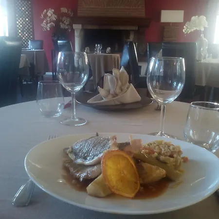 Hotel De La Durdent 3*